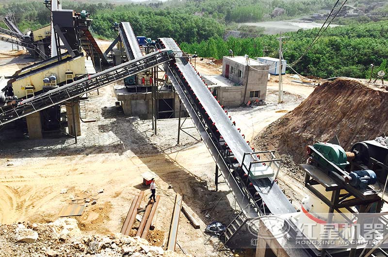 移動碎石機和固定碎石機哪個好？話不多說，上現場圖